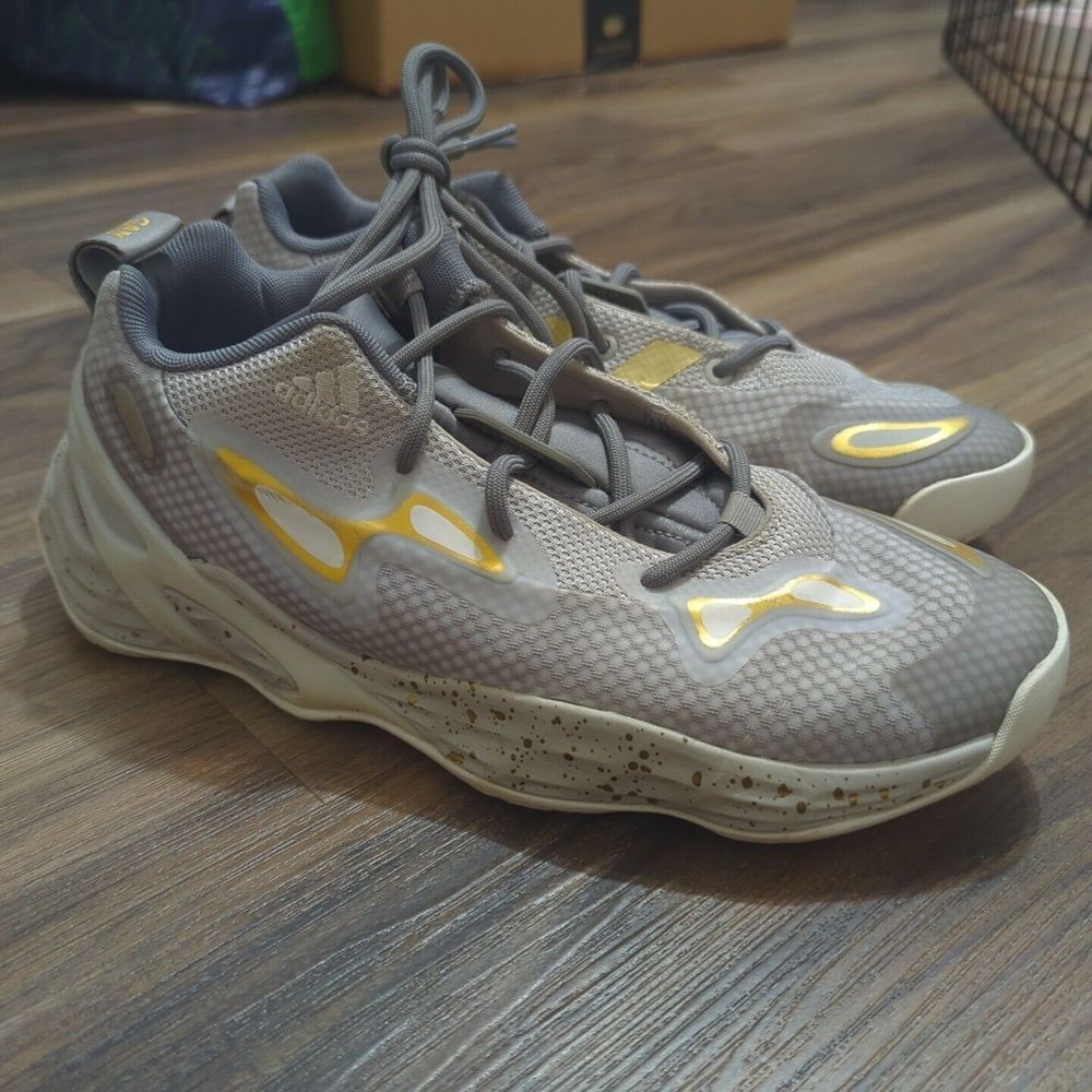 Womens Adidas Exhibit A Candace Parker‎ Basketball Shoes Grey Gold 8.5